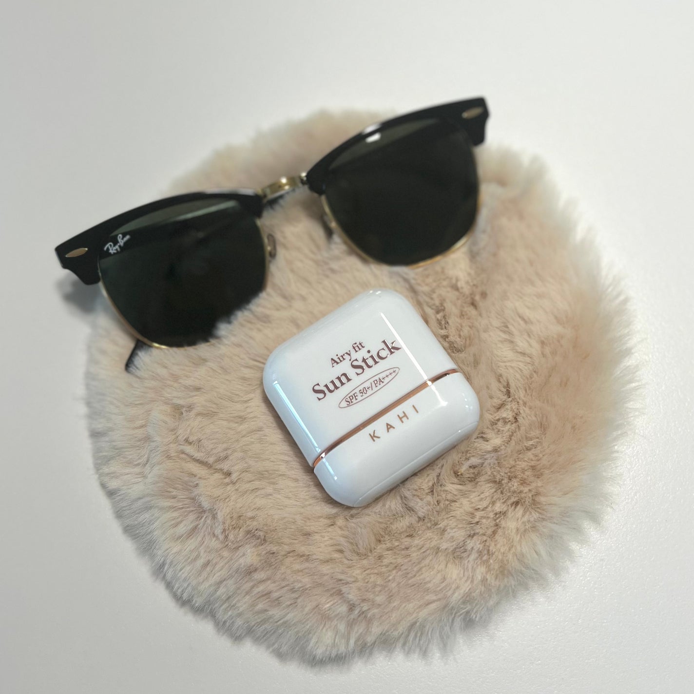 エアリーフィットサンスティック/KAHI/日焼け止めスティックを使ったクチコミ(1枚目)
