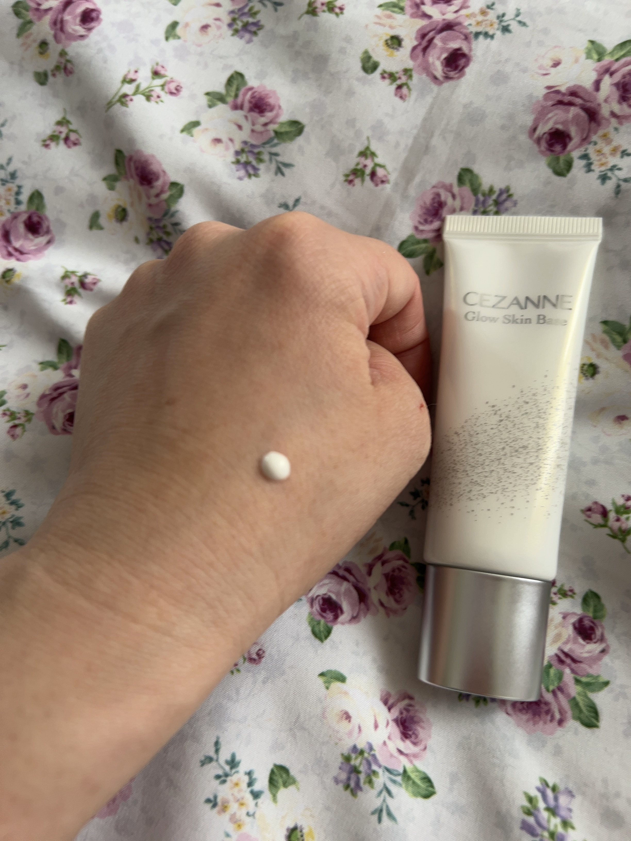 CEZANNE グロウスキンベースのクチコミ「

🐈‍⬛CEZANNEグロウスキンベース クリアグロウ🐾




今日発売らしいです～。
ク.....」（3枚目）