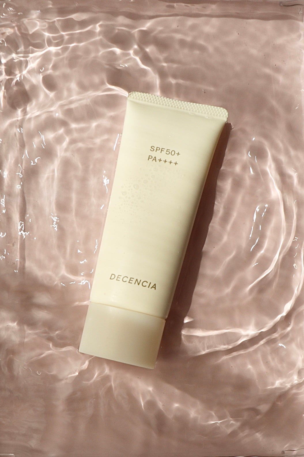 ディセンシア フローレス UVプロテクター/DECENCIA/日焼け止めローションを使ったクチコミ(1枚目)