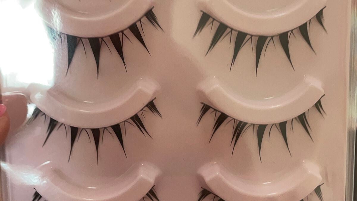 pinkrose strawberry on LIPS 「シーインのツケマバサバサギャル感満載つけま見つけました(*☻-..」(3枚目)