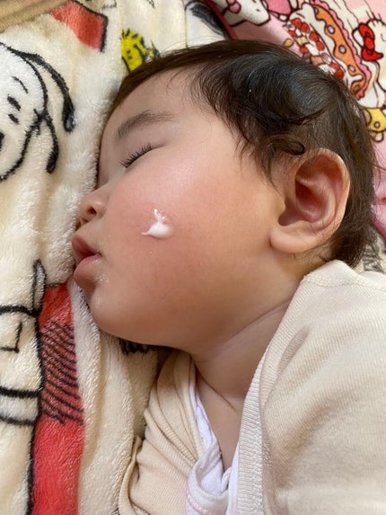 高保湿ボディミルク 無香料/カインズ/ボディミルクを使ったクチコミ(2枚目)