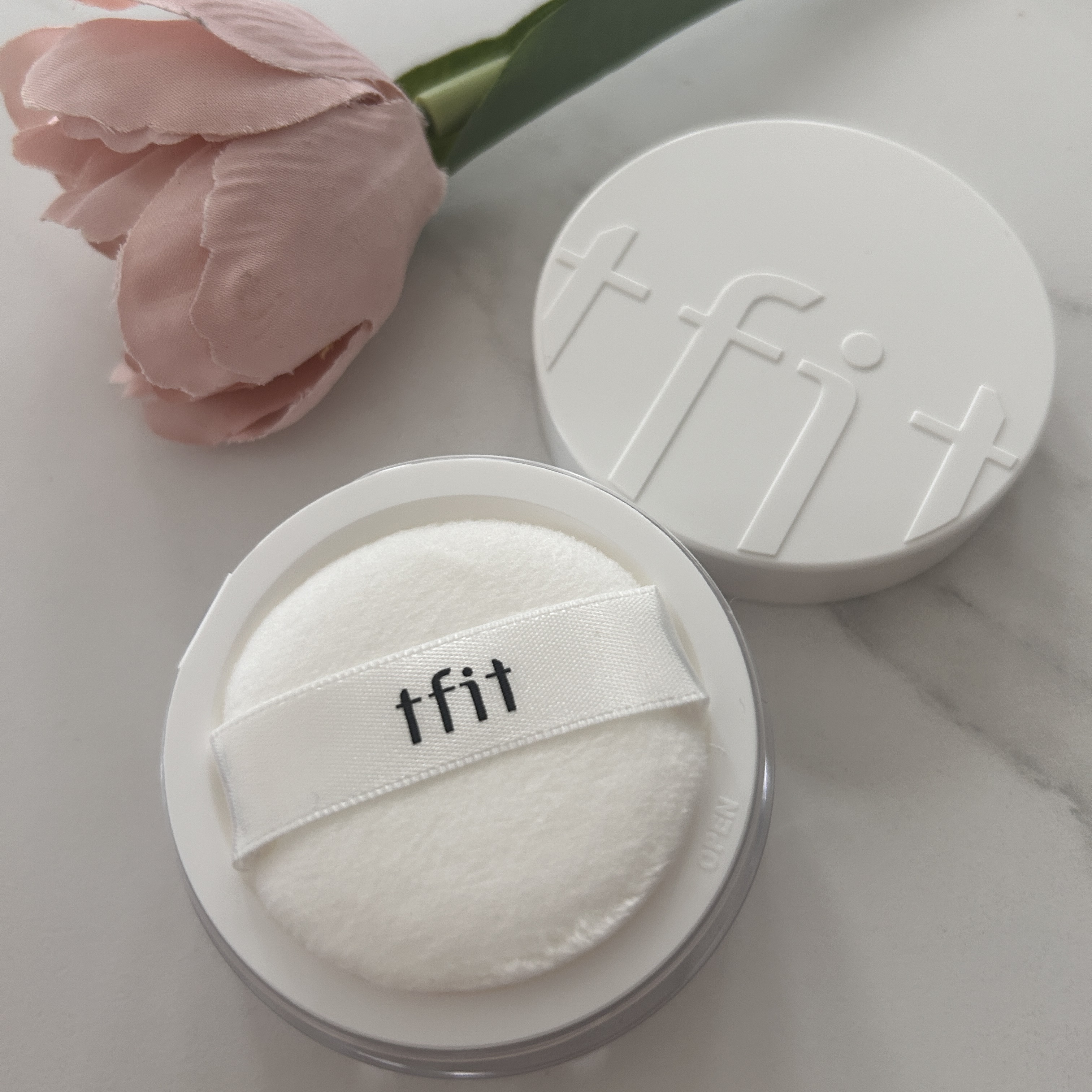 トランスルーセントセットフィニッシングパウダー/TFIT/ルースパウダーを使ったクチコミ（2枚目）