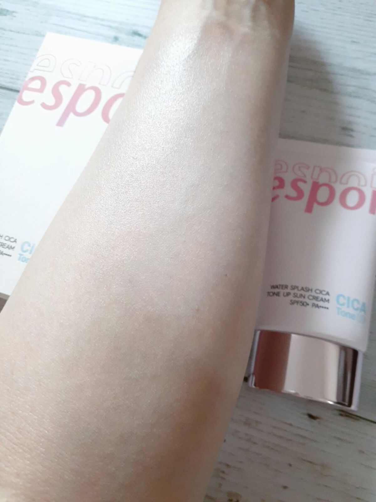 ウォータースプラッシュシカトーンアップクリーム/espoir/化粧下地を使ったクチコミ(4枚目)