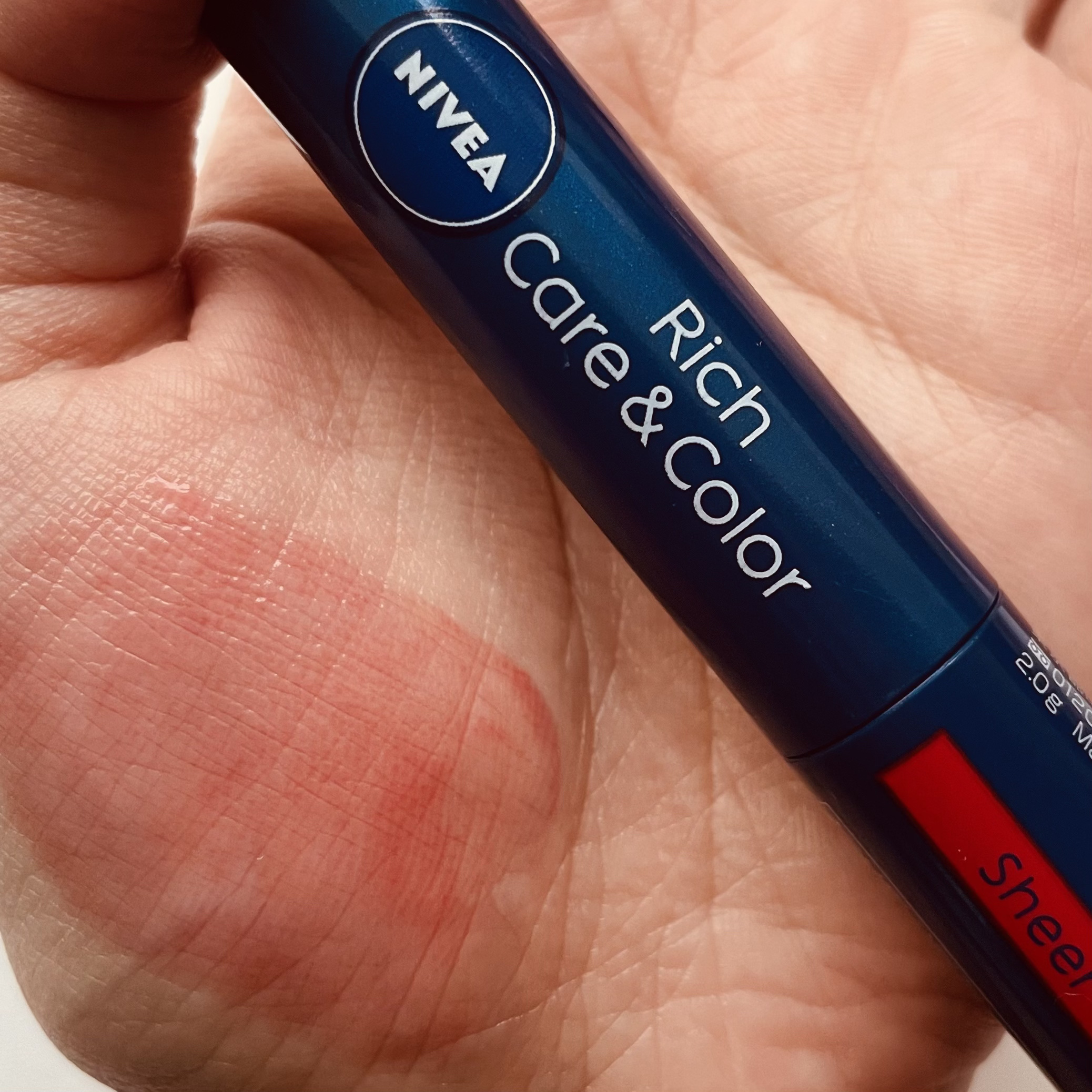 ニベア リッチケア＆カラーリップ/ニベア/リップクリームを使ったクチコミ（2枚目）
