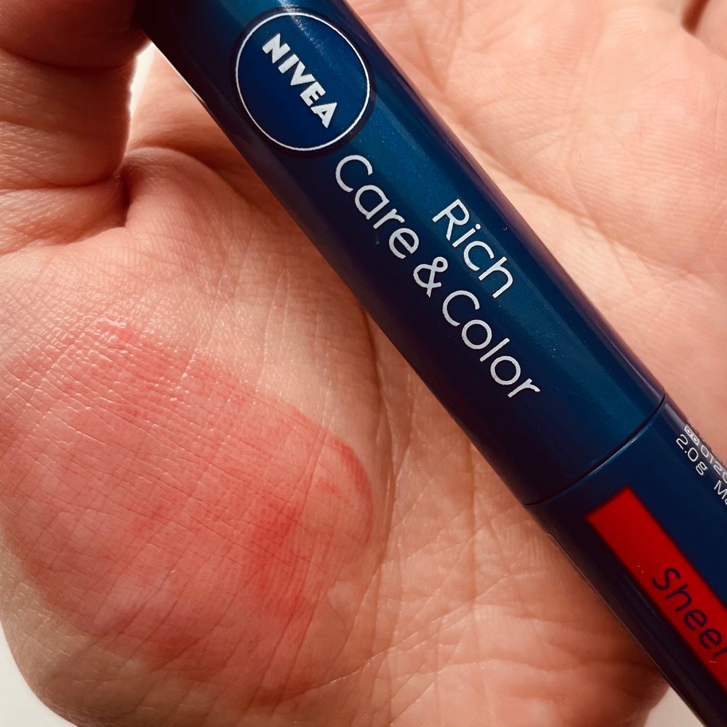 ニベア リッチケア&カラーリップ/ニベア/リップクリームを使ったクチコミ(2枚目)