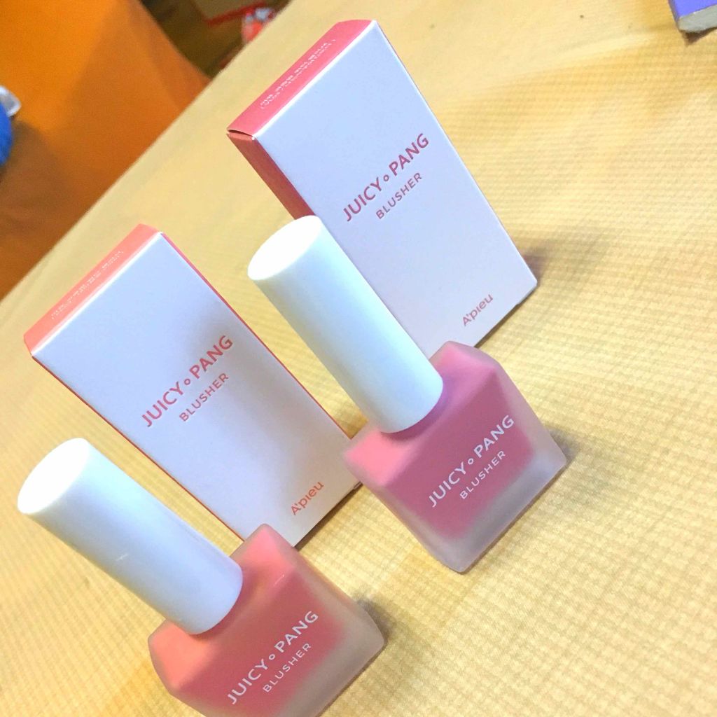 ジューシー パン ウォーター ブラッシャー VL03/A’pieu/リキッドチークを使ったクチコミ（1枚目）