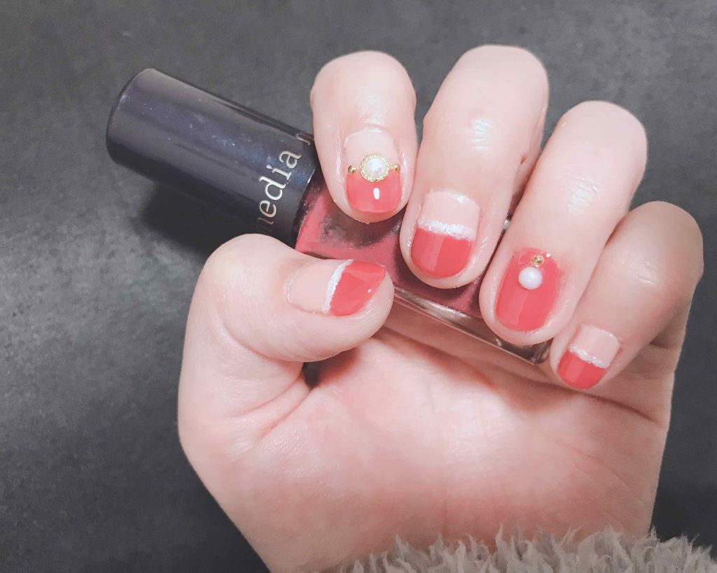 ネイルカラーR/media/マニキュアを使ったクチコミ（1枚目）