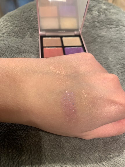 ♏️reika-conya on LIPS 「スフレのように、ふんわりソフトなテクスチャーまぶたにやさしくフ..」(4枚目)