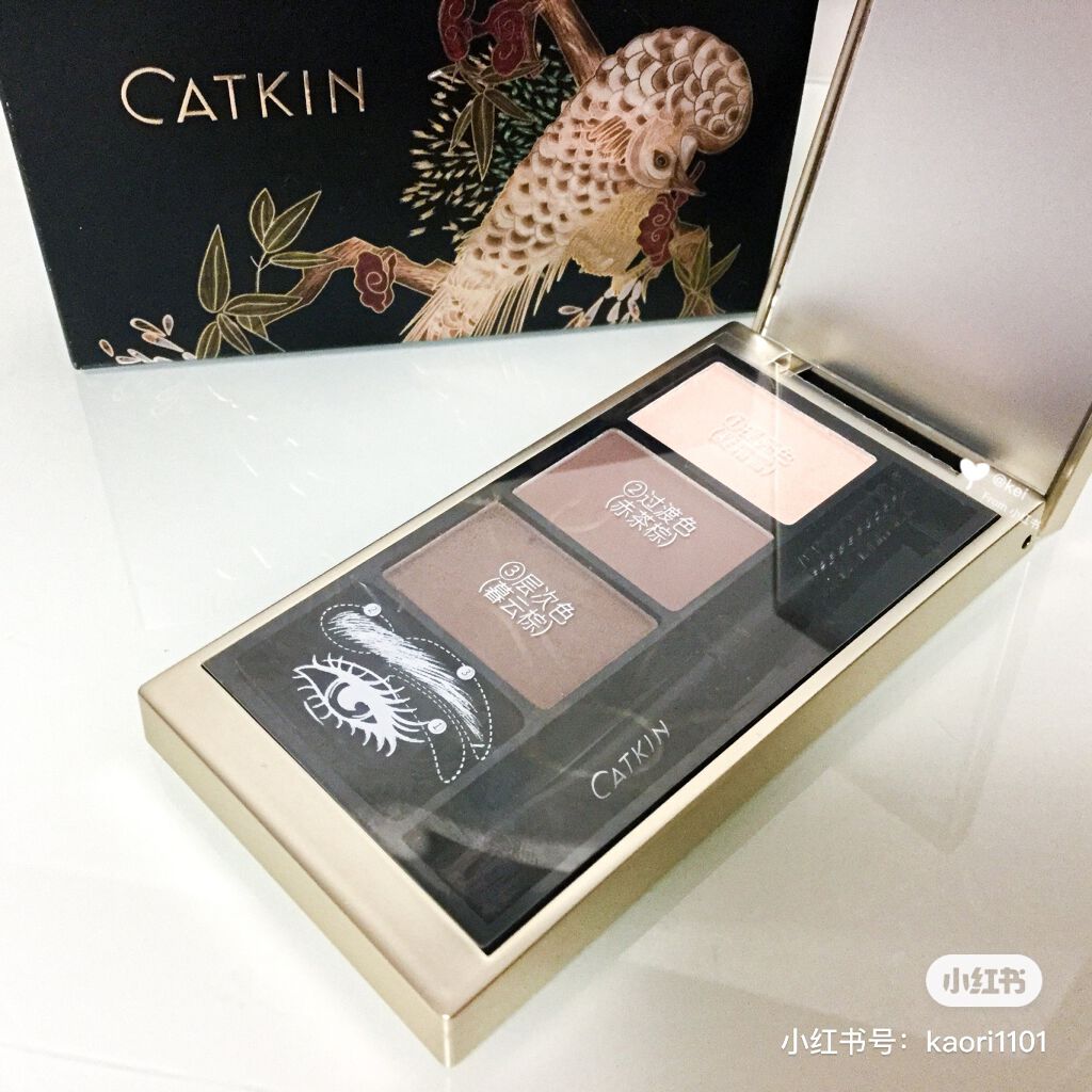 卡婷鎏金雀台三色眉粉/CATKIN/パウダーアイブロウを使ったクチコミ（3枚目）