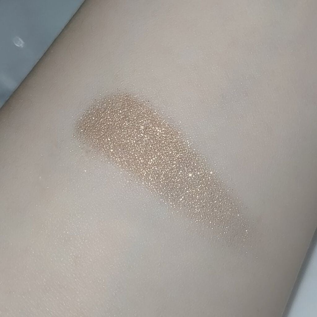 シャドーカスタマイズ/MAJOLICA MAJORCA/単色アイシャドウを使ったクチコミ(3枚目)