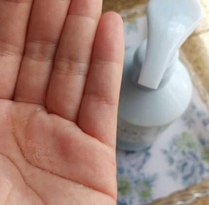 エアリーアンドグロス シャンプー/トリートメント /LOVEST by air Salon Quality Hair Care/市販シャンプーを使ったクチコミ(2枚目)