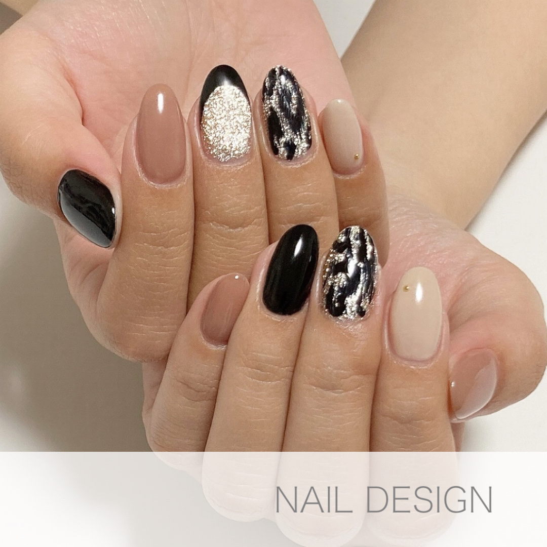 ...

[ item ]
ネイル工房
▪︎ 粗マグネット03番
▪︎ 痛ライナー 黒
▪︎ オムニジェル OMA-04
▪︎ SSシリーズ 03番
▪︎ SSシリーズ 05番

#フレンチネイル#ベージュネイル#モードネイル#シンプルネイ