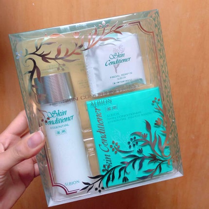 アルビオン 薬用スキンコンディショナー エッセンシャル/ALBION/化粧水を使ったクチコミ(2枚目)