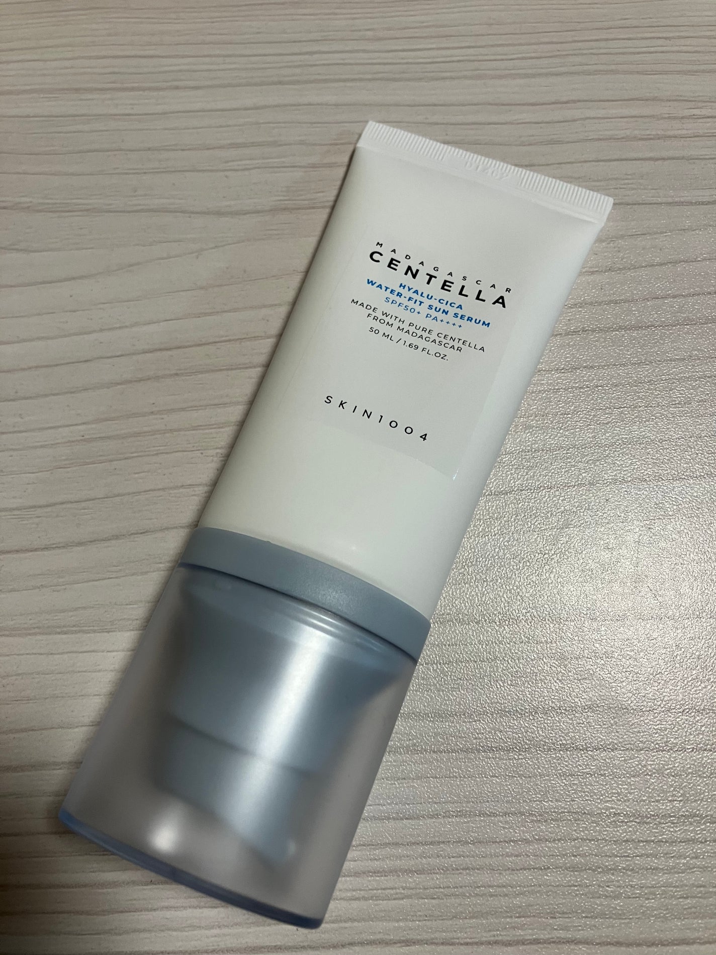 ヒアルーシカ ウォーターフィット サンセラム/SKIN1004/日焼け止めローションを使ったクチコミ(2枚目)