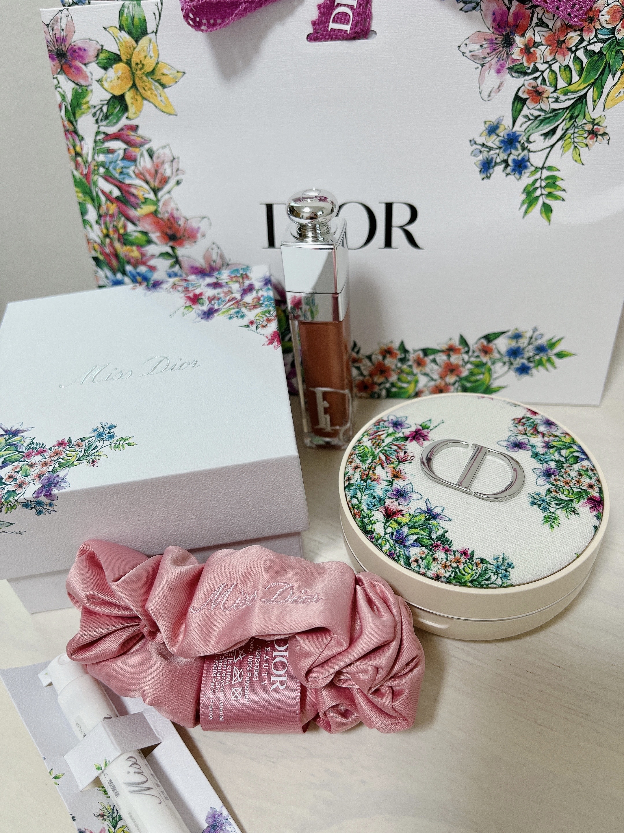 ディオールスキン フォーエヴァー クッション パウダー/Dior/ルースパウダーを使ったクチコミ（3枚目）