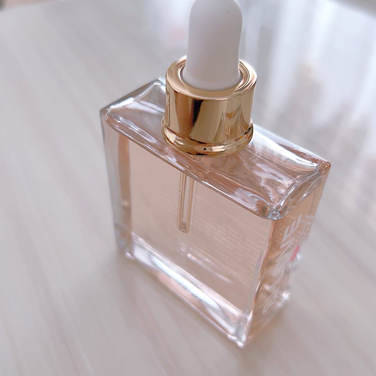 スノーホワイト/PINKGHOST/ヘアオイルを使ったクチコミ(4枚目)