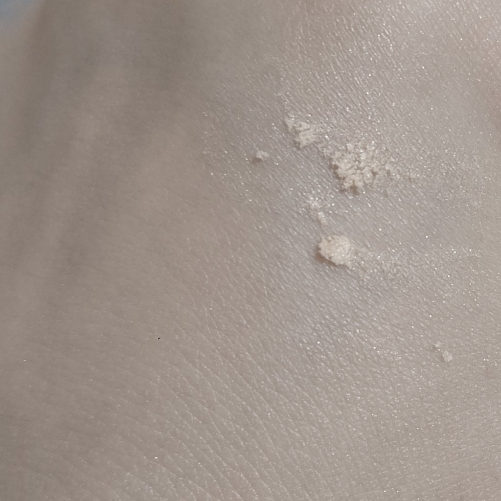 インビジブル エッセンス ルースパウダー グロウ/ADDICTION/ルースパウダーを使ったクチコミ(4枚目)