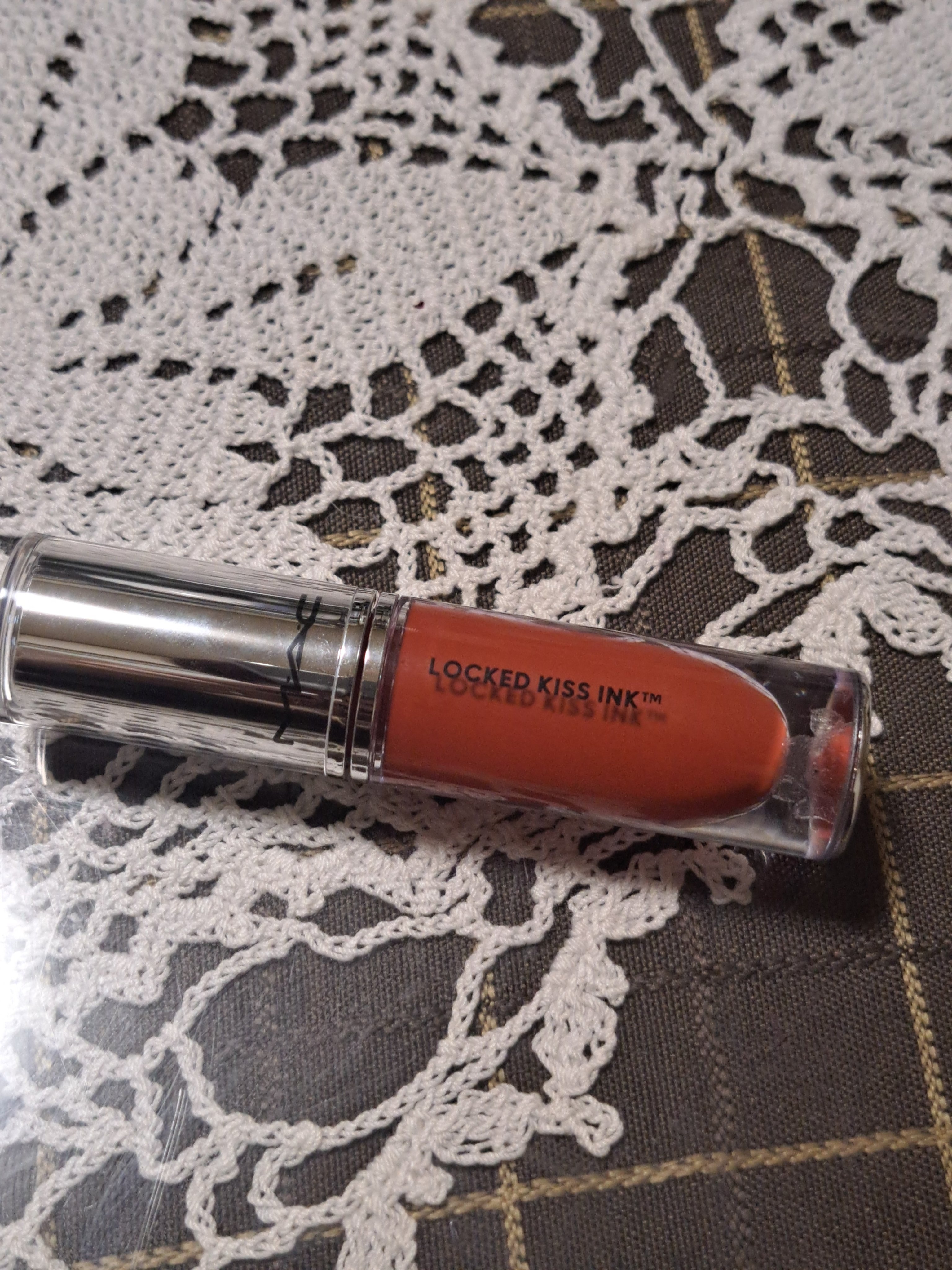 M·A·C ロックド キス インク リップカラー/M・A・C/口紅を使ったクチコミ（1枚目）