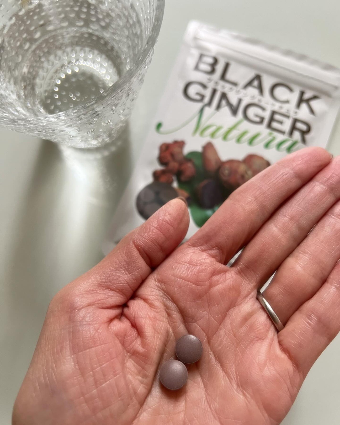 sakura✴︎フォロバ100 on LIPS 「BLACKGINGERNatura代謝UPと脂肪燃焼をサポート..」(2枚目)