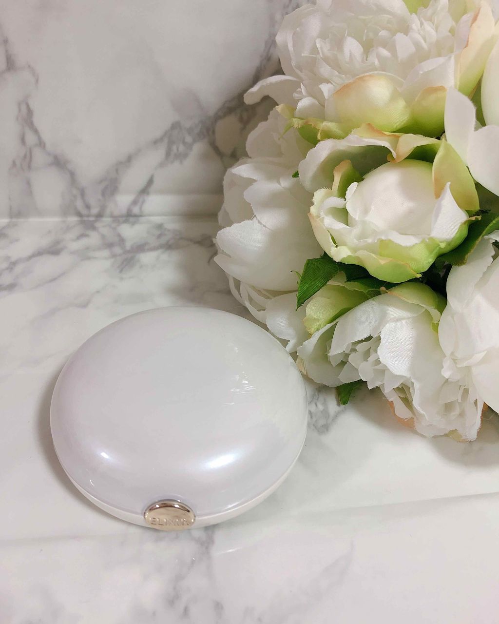 エリクシール シュペリエル つや玉ファンデーション/エリクシール/クリーム・エマルジョンファンデーションを使ったクチコミ（2枚目）