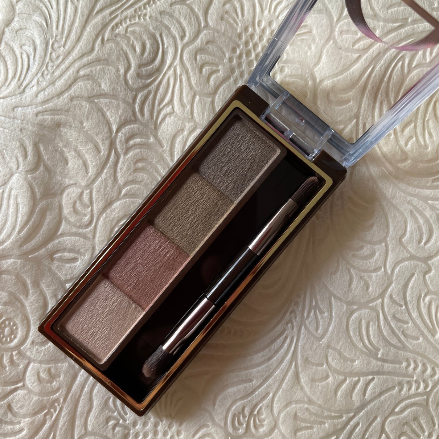 プランクトン on LIPS 「#エクセル_アイブロウちょっと前の限定の#オリーブブラウンわか..」(2枚目)