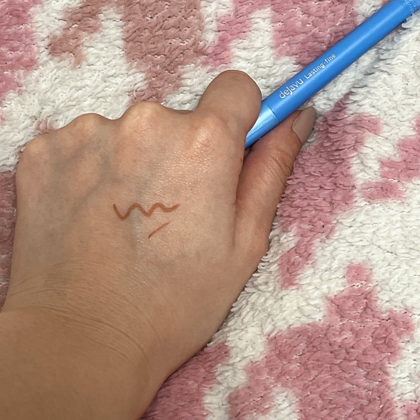 「密着アイライナー」極細クリームペンシル/デジャヴュ/ペンシルアイライナーを使ったクチコミ(4枚目)