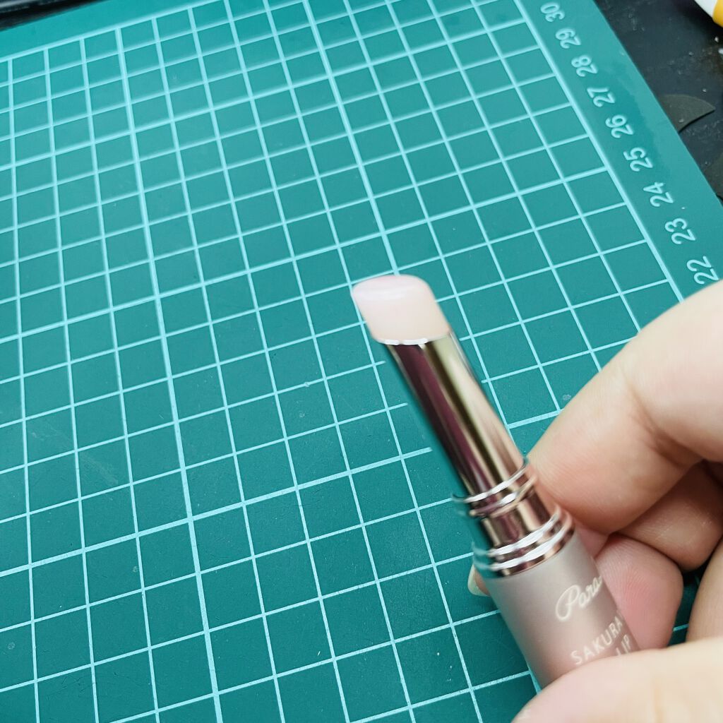 サクラヴェールリップ/パラドゥ/リップクリームを使ったクチコミ（2枚目）