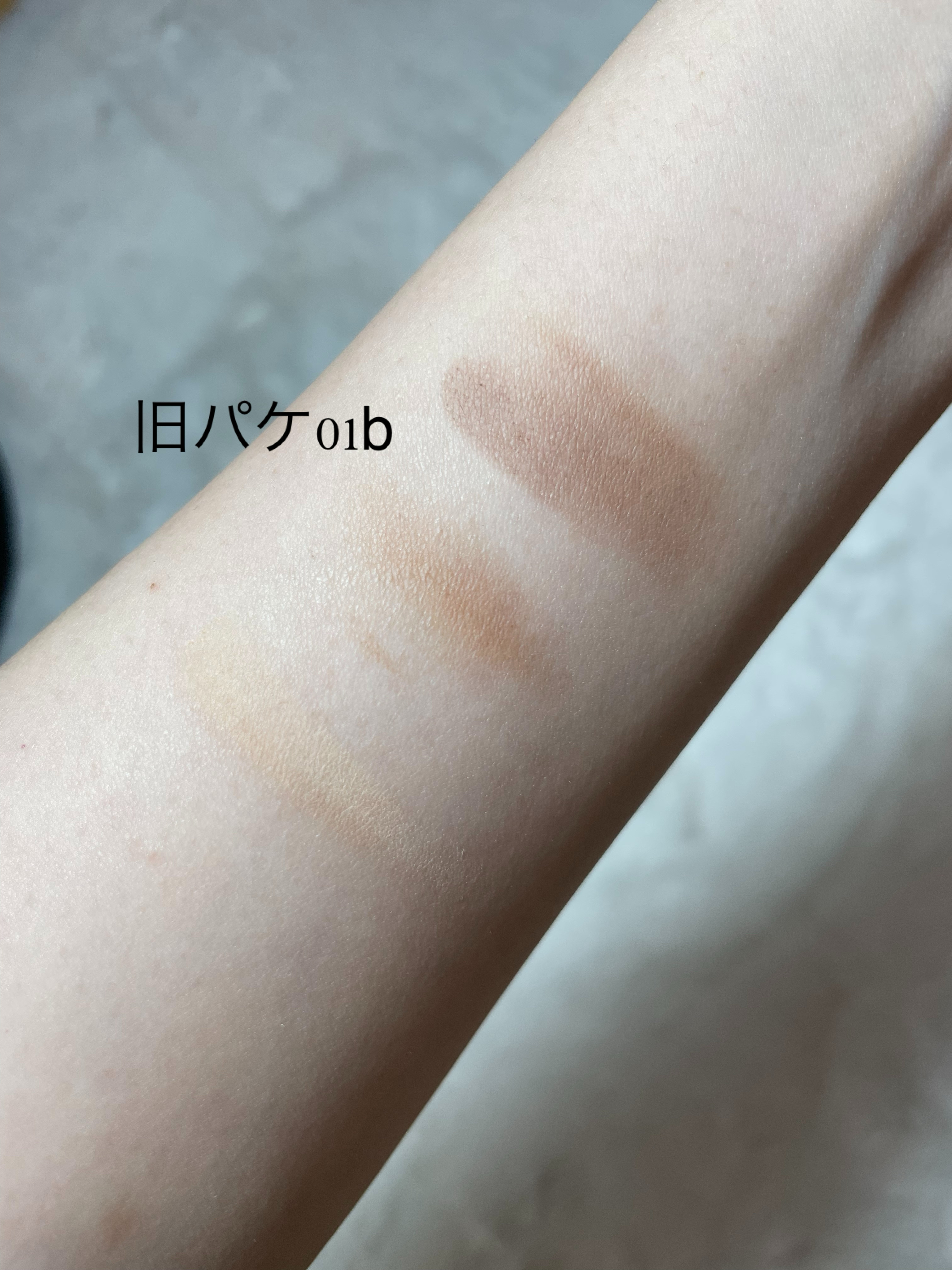 U R GLAM UR GLAM　EYEBROW POWDERのクチコミ「URGLAMのアイブロウ持ってるだけ全部スウォッチしてみた！！！！！





色持ちいいし、.....」（2枚目）