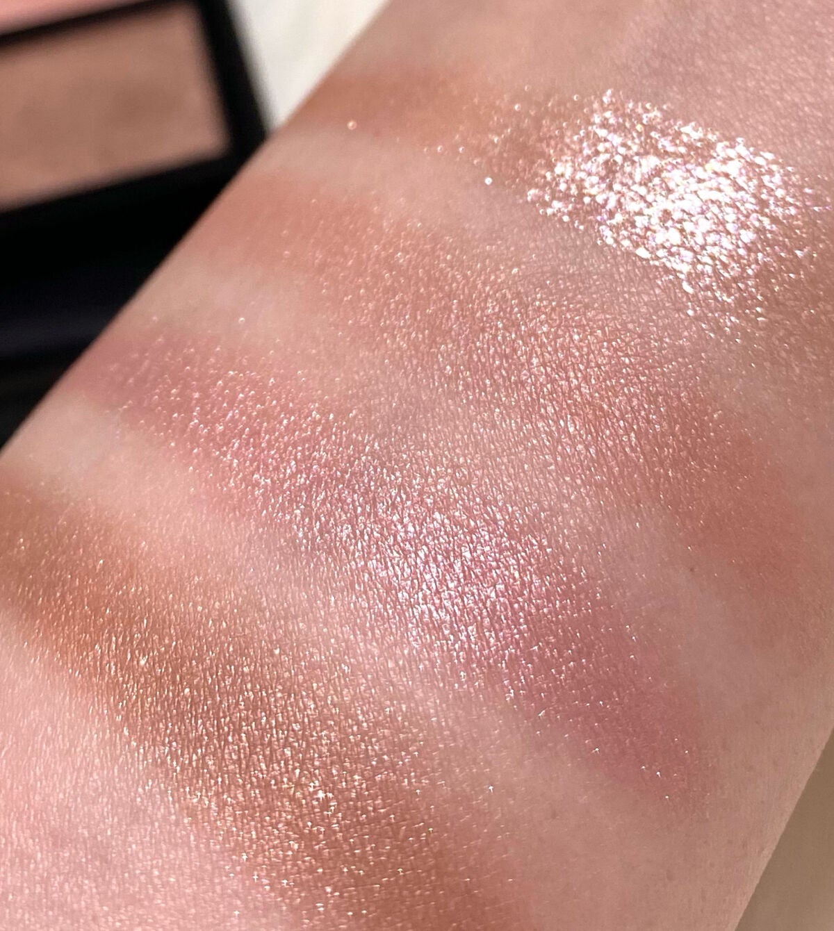 アディクション ザ アイシャドウ パレット/ADDICTION/アイシャドウパレットを使ったクチコミ(2枚目)