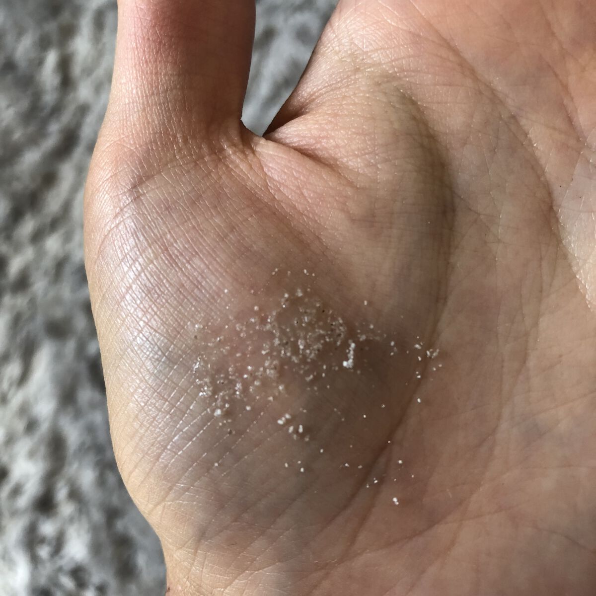 レデンプションボディスクラブ/Aesop/ボディスクラブを使ったクチコミ（3枚目）