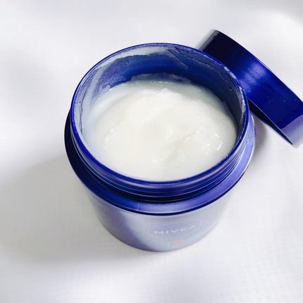 ニベア ロイヤルブルーボディクリーム うるおい密封ケア/ニベア/ボディクリームを使ったクチコミ(2枚目)