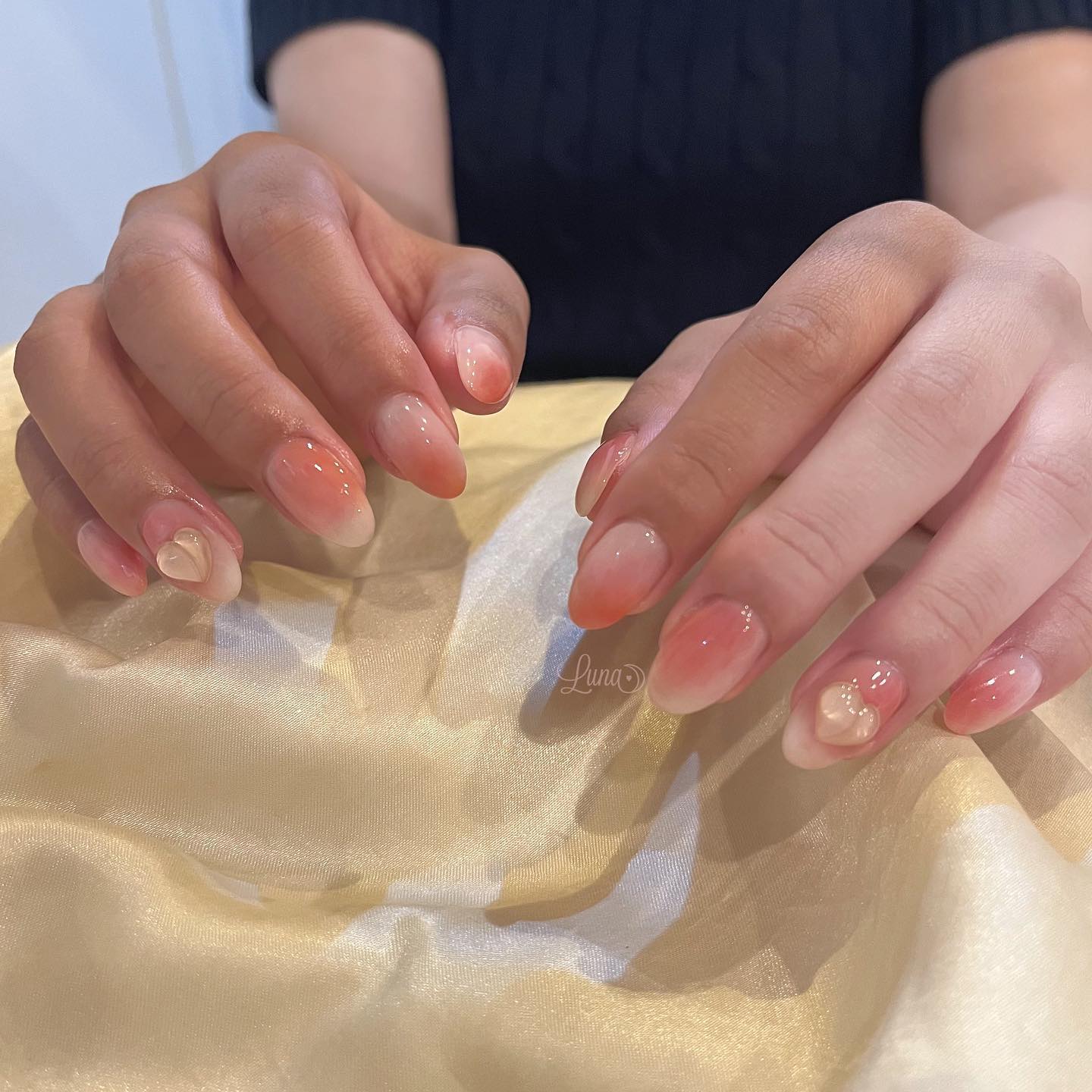 #ジェルネイル,#ワンカラーネイル,#ニュアンスネイル,#うるうるネイル,#ちゅるんネイル,#シンプルネイル,#パーツネイル,#透け感ネイル,#クリアネイル,#ぷっくりネイル,#ちぐはぐネイル,#韓国ネイル,#うるつやネイル,#ピンクネイル,#オレンジネイル,#桃ネイルのネイルデザイン