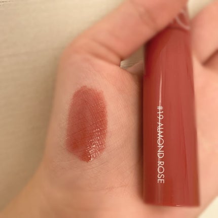 ジューシーラスティングティント/rom&nd/リップティントを使ったクチコミ(4枚目)