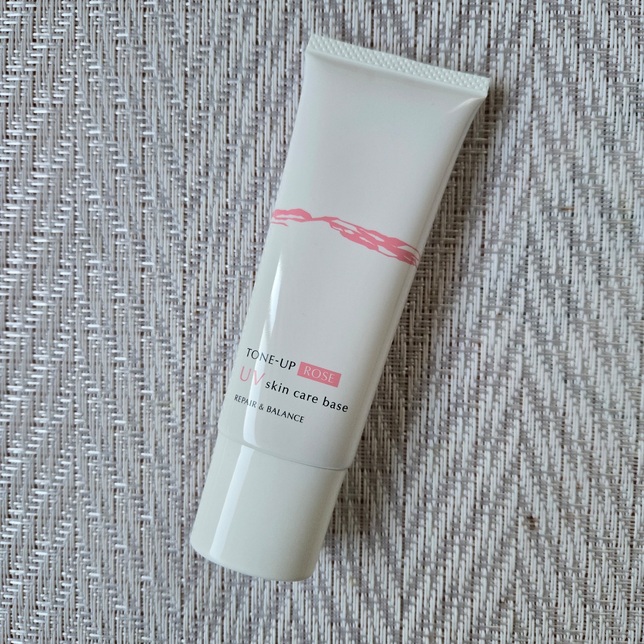 Repair&Balance リペア＆バランス スキンケアUVベース＜トーンアップローズ＞のクチコミ「リペア＆バランス スキンケアUVベース
＜トーンアップローズ＞

綺麗に伸びて、トーンアップで.....」（3枚目）
