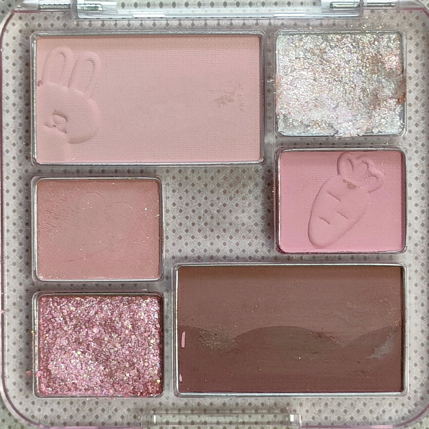 アイ グリッター/ANNA SUI/単色アイシャドウを使ったクチコミ（3枚目）