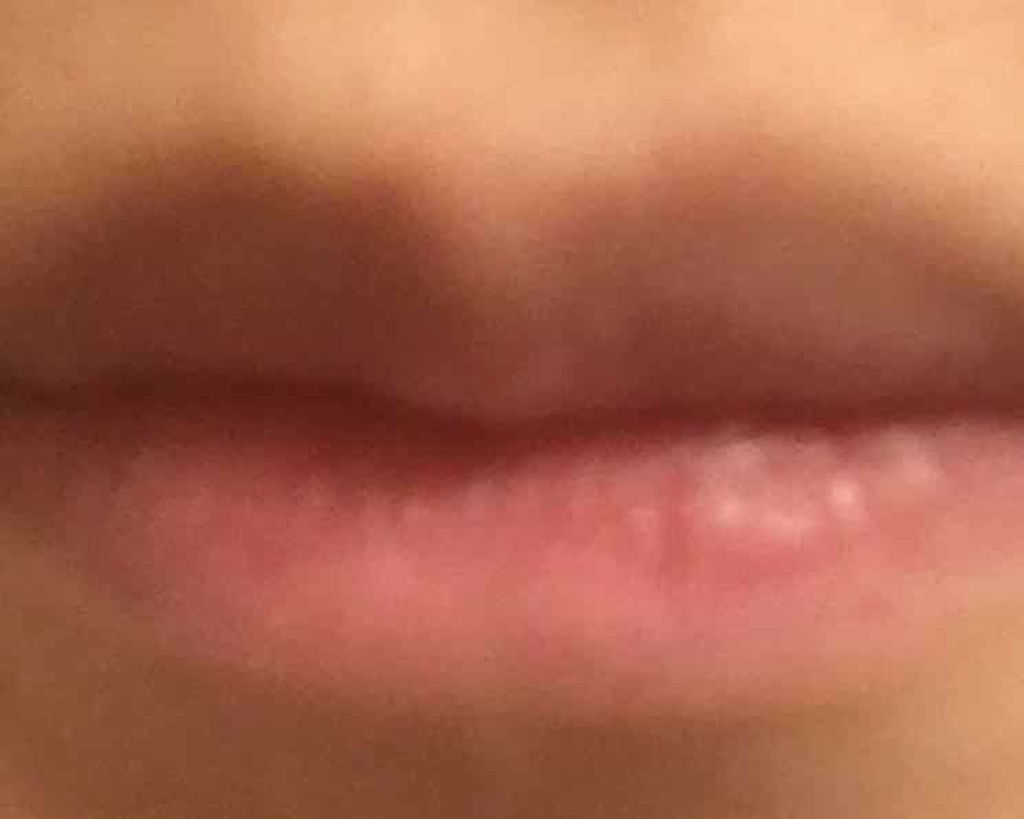 コンフォート リップオイル /CLARINS/リップグロスを使ったクチコミ(2枚目)