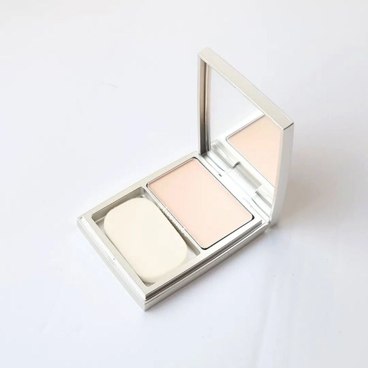 RMK シルクフィットフェイスパウダー/RMK/プレストパウダーを使ったクチコミ(5枚目)