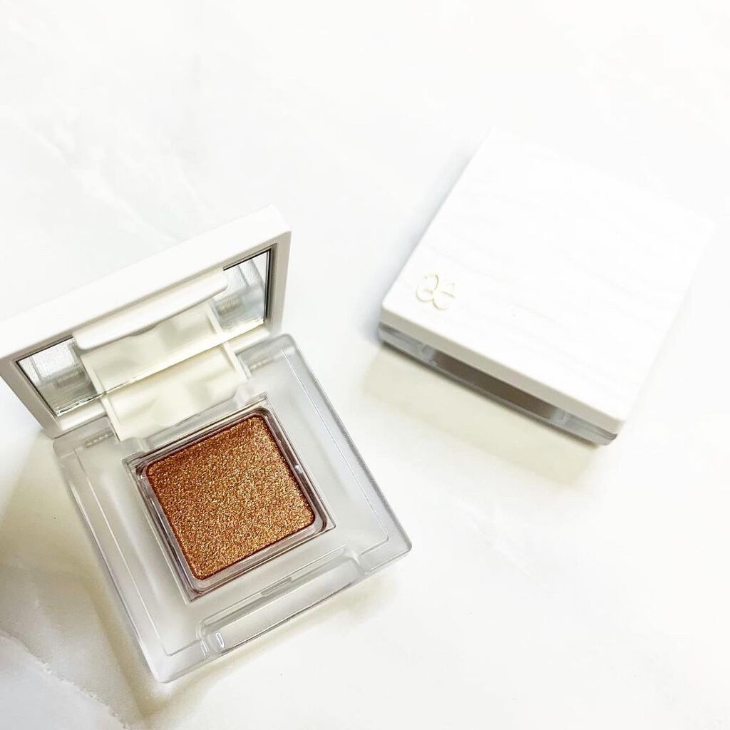 アイカラー プレイフル/エレガンス クルーズ/単色アイシャドウを使ったクチコミ（2枚目）