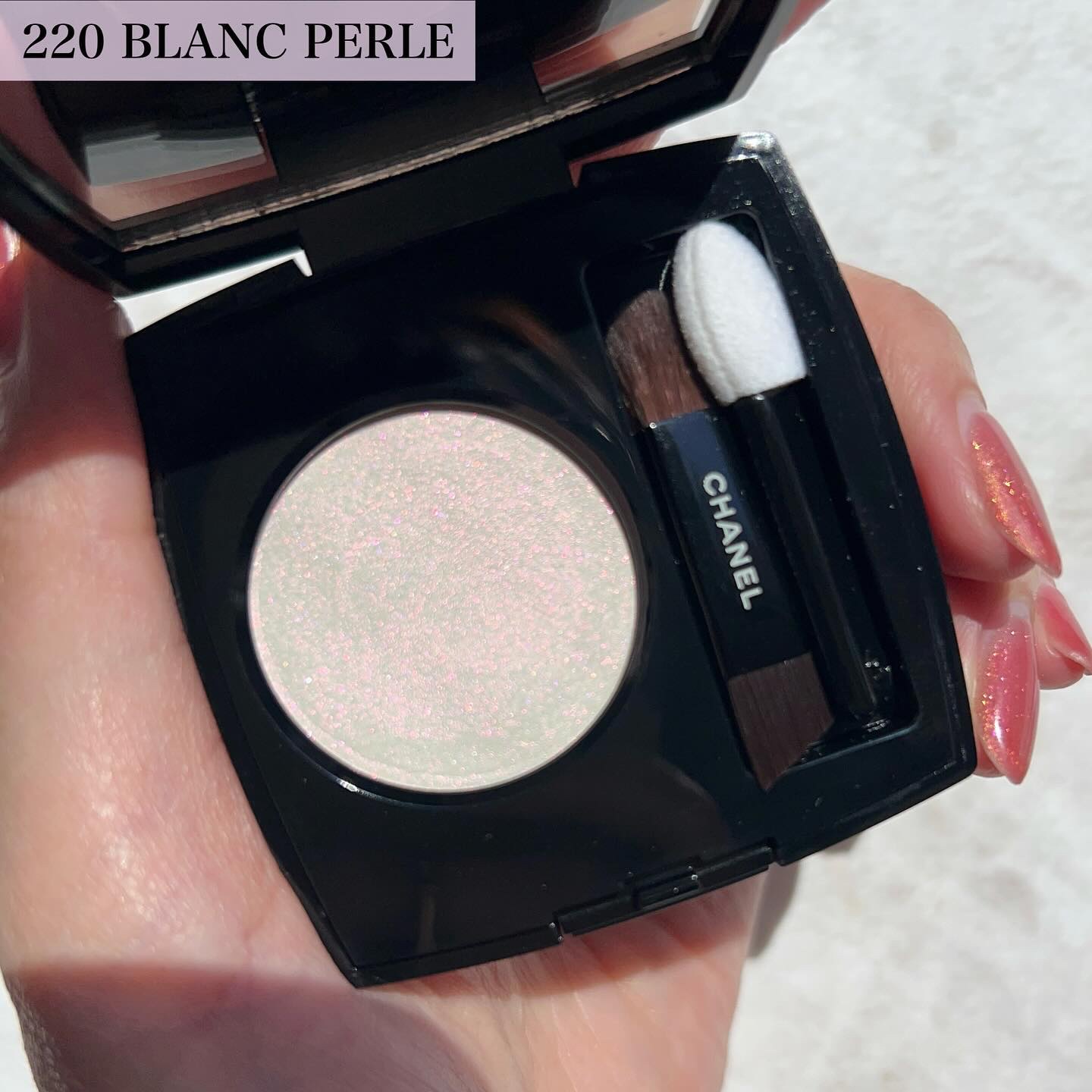 オンブル エサンシエル 222 ジェイド ファセッテ(メタリック)/CHANEL/単色アイシャドウを使ったクチコミ（3枚目）