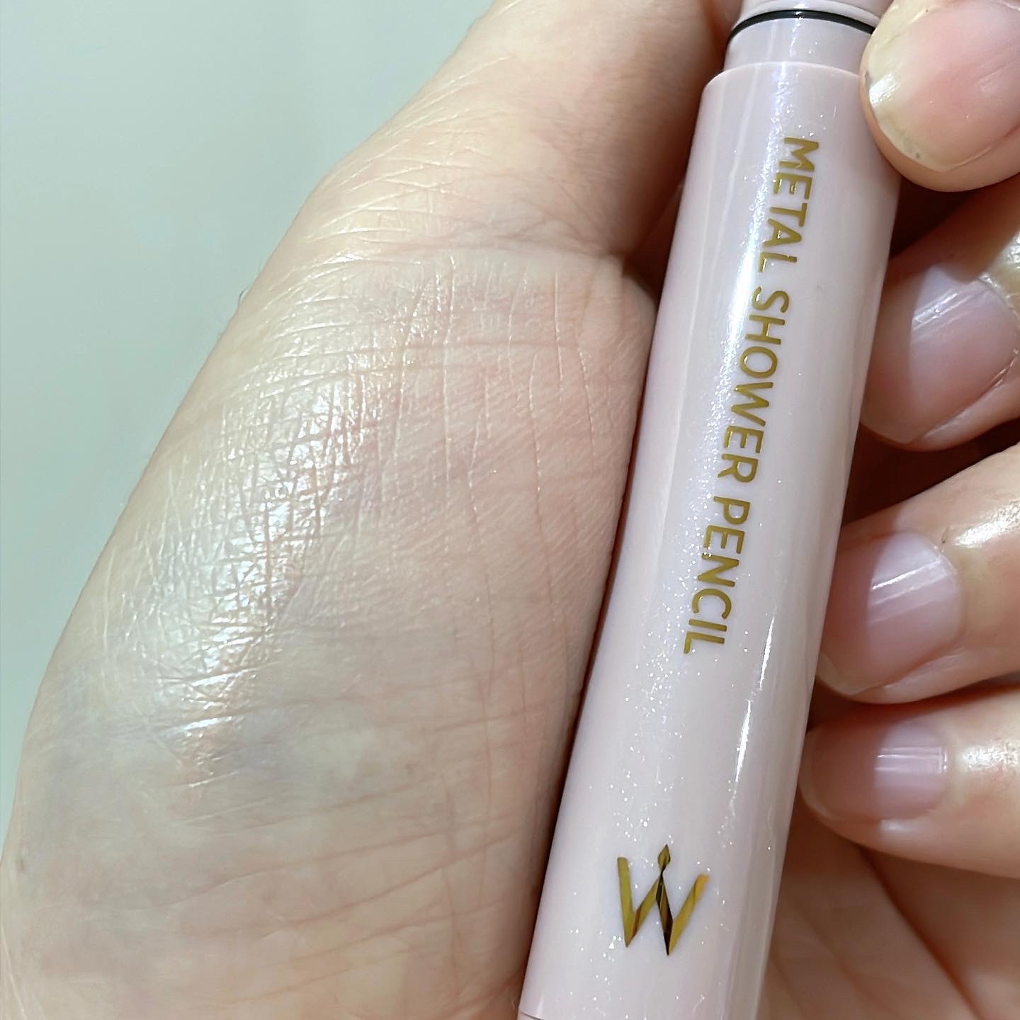 ウォンジョンヨ　メタルシャワーペンシル/Wonjungyo/スティックアイシャドウを使ったクチコミ（2枚目）