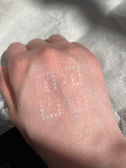 プリズム・リーブル/GIVENCHY/ルースパウダーを使ったクチコミ(3枚目)