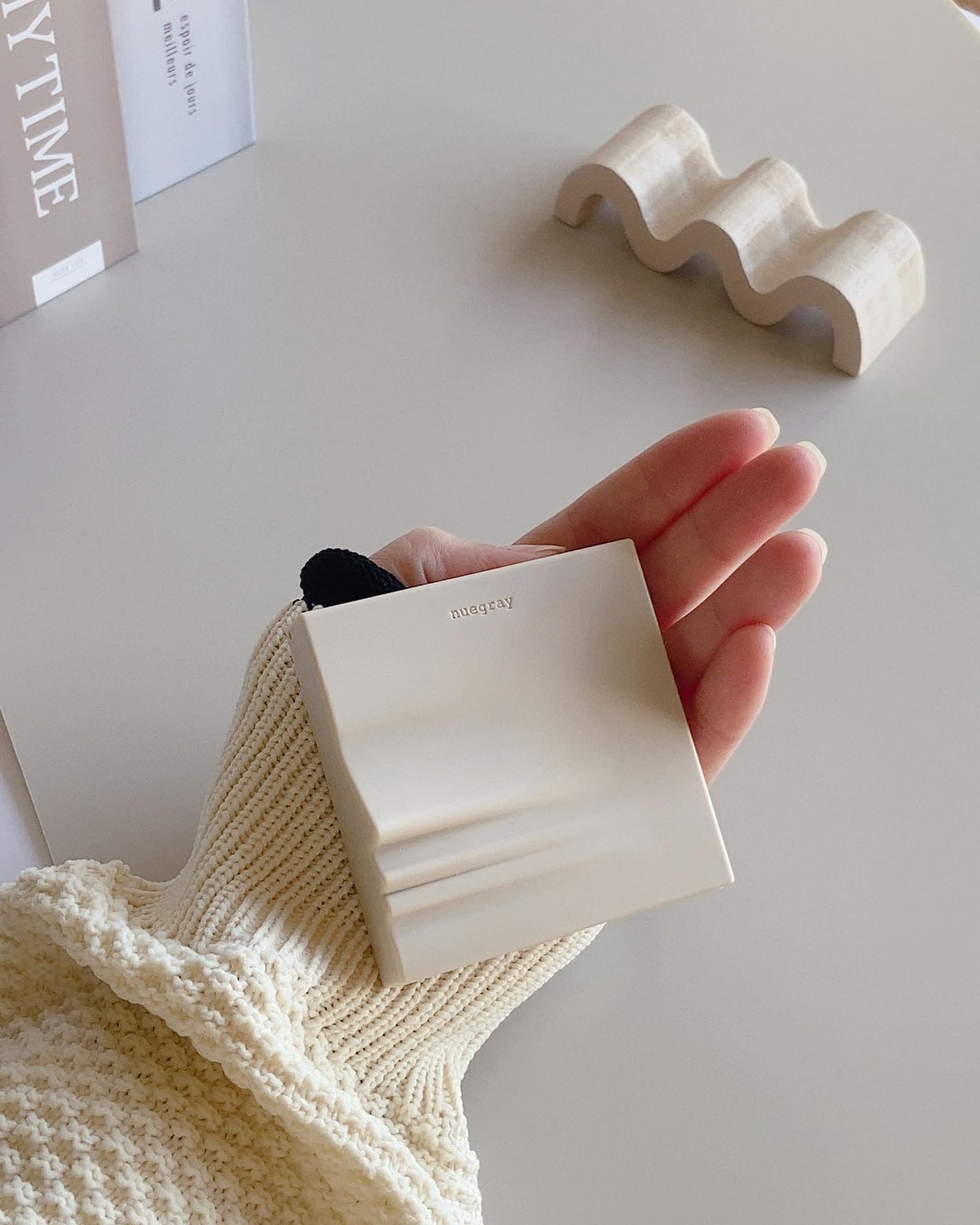 エッセンシャルアイパレット/nuegray/アイシャドウパレットを使ったクチコミ(4枚目)