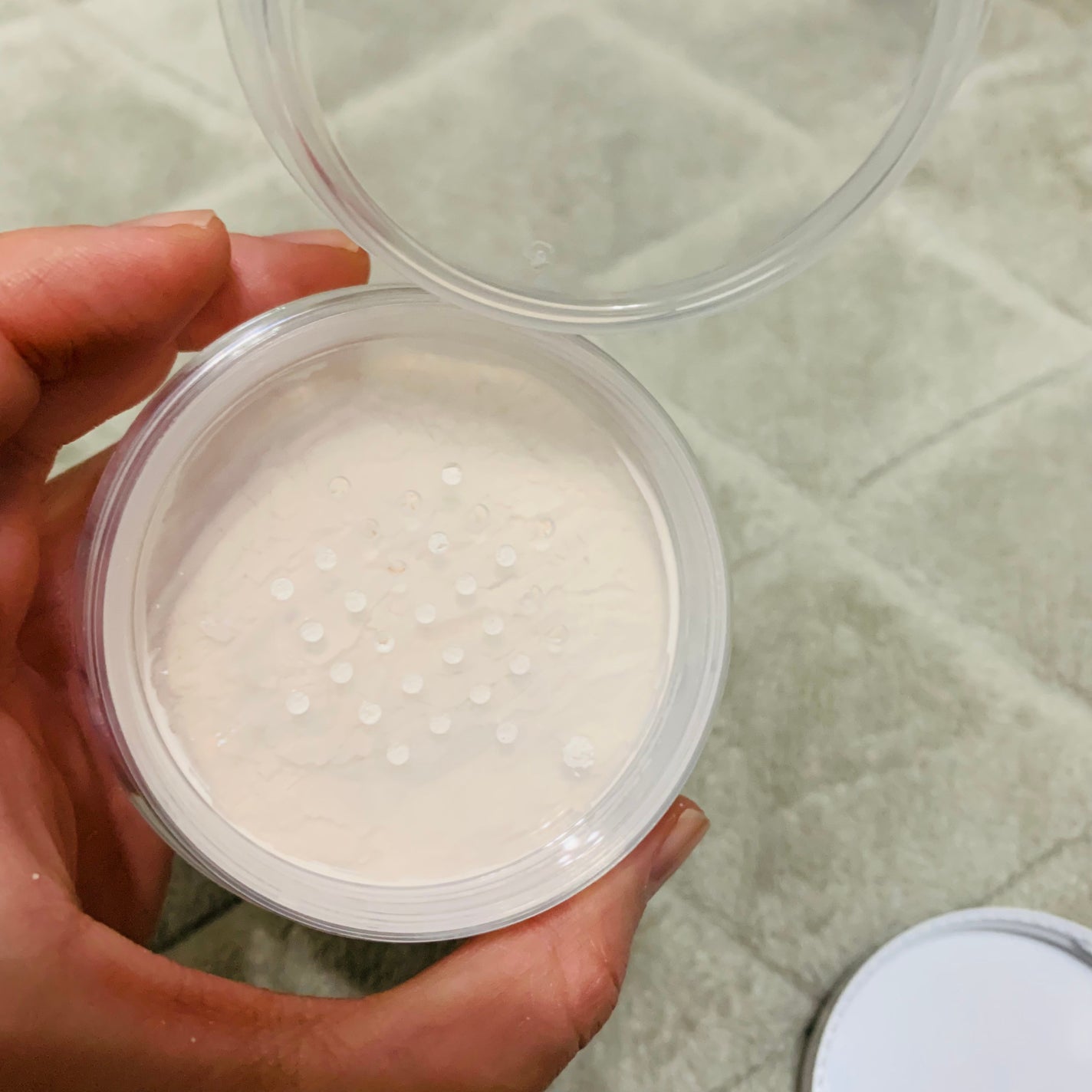 セラムフィット ルースフェイスパウダー/ByUR/ルースパウダーを使ったクチコミ(5枚目)