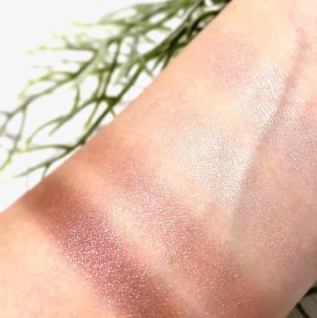 リアルクローズシャドウ/excel/アイシャドウパレットを使ったクチコミ(3枚目)