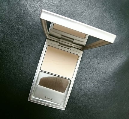 RMK シルクフィットフェイスパウダー/RMK/プレストパウダーを使ったクチコミ(3枚目)