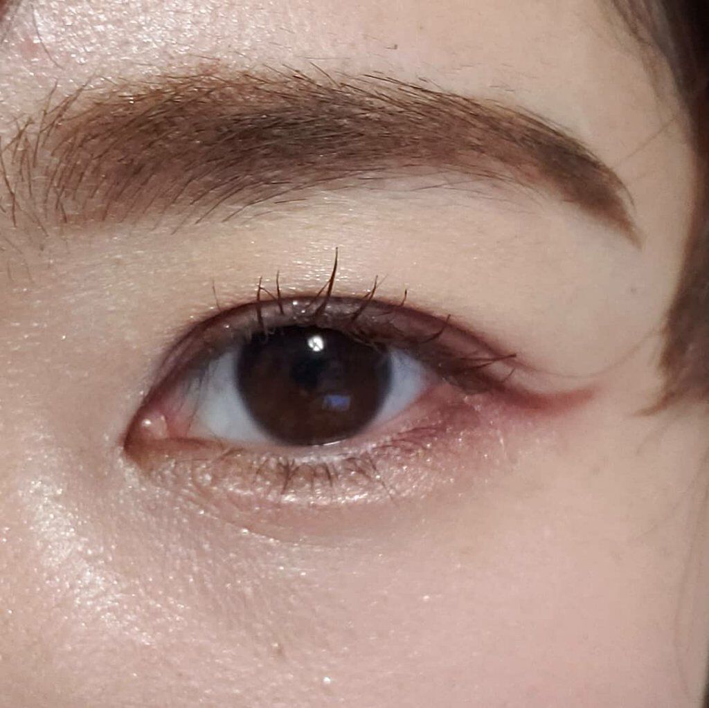 ハードワイヤードアイシャドー/NARS/単色アイシャドウを使ったクチコミ（3枚目）