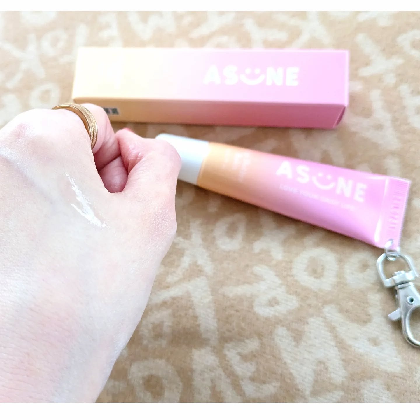 リップバターバーム/ASUNE /リップケアを使ったクチコミ（3枚目）