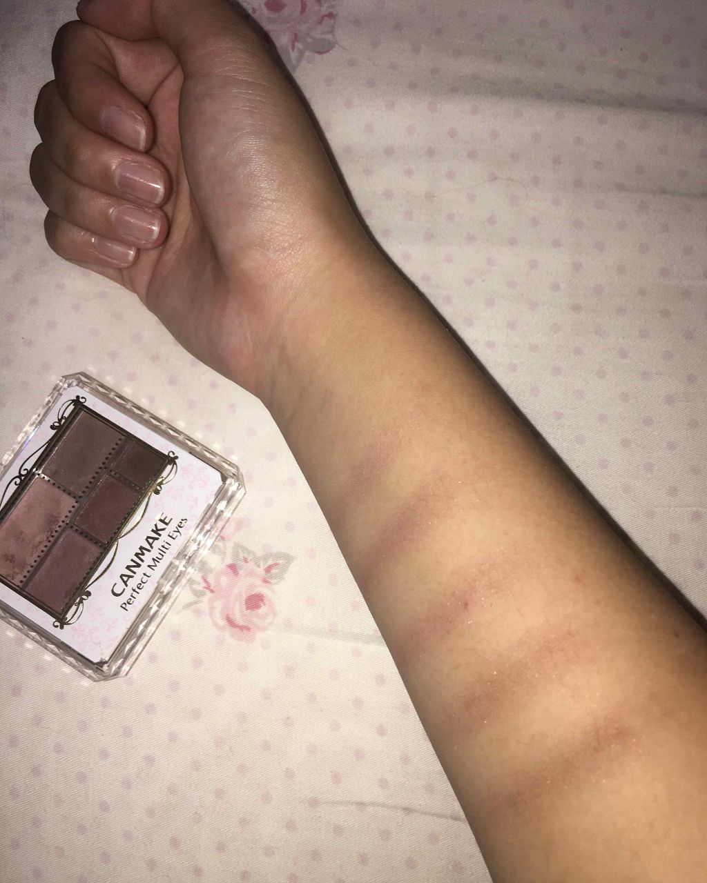パーフェクトマルチアイズ/キャンメイク/アイシャドウパレットを使ったクチコミ（2枚目）