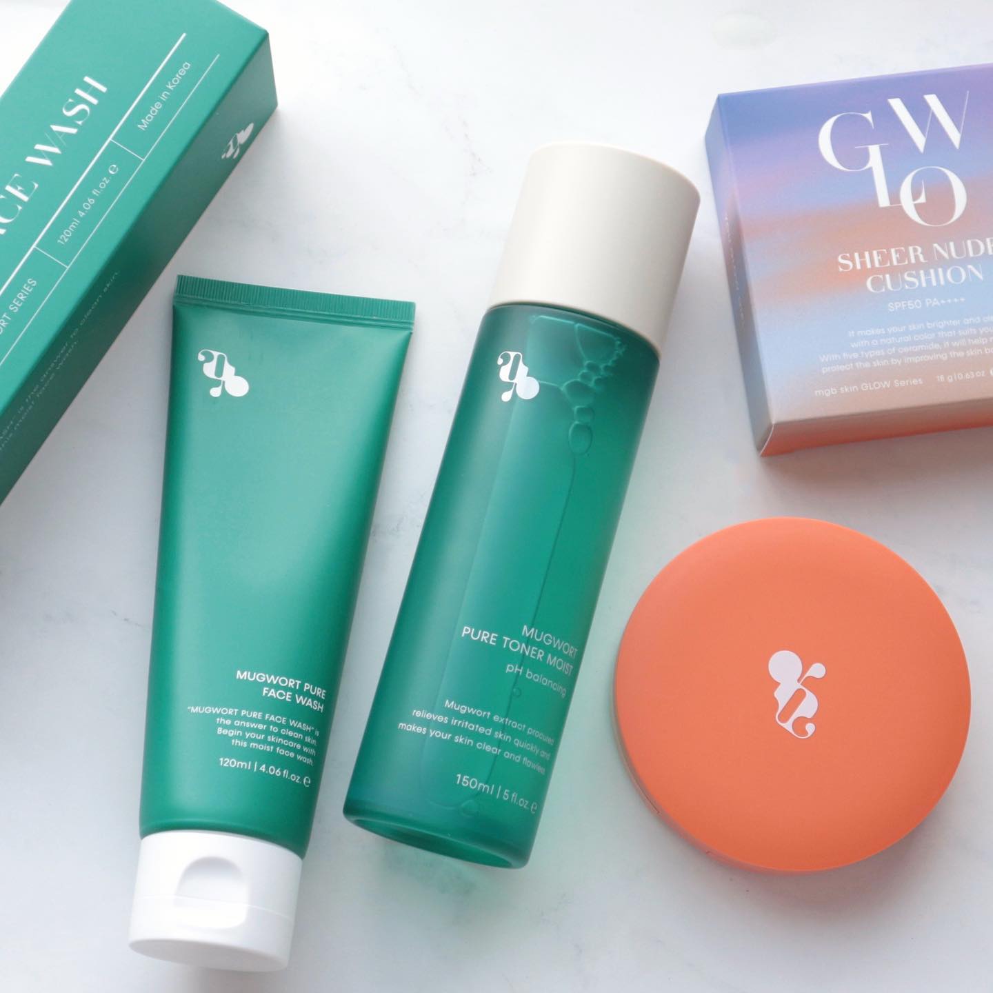 .
.
mgb skinの新作良すぎた💚
元々好きで色々使ったことあったんだけど
先日のPOP UPで先行発売していた
新作たちもどれも優秀◎
もうすでにオンラインでは買えますっ！！

✔︎mgb skin
MUGWORT PURE FA