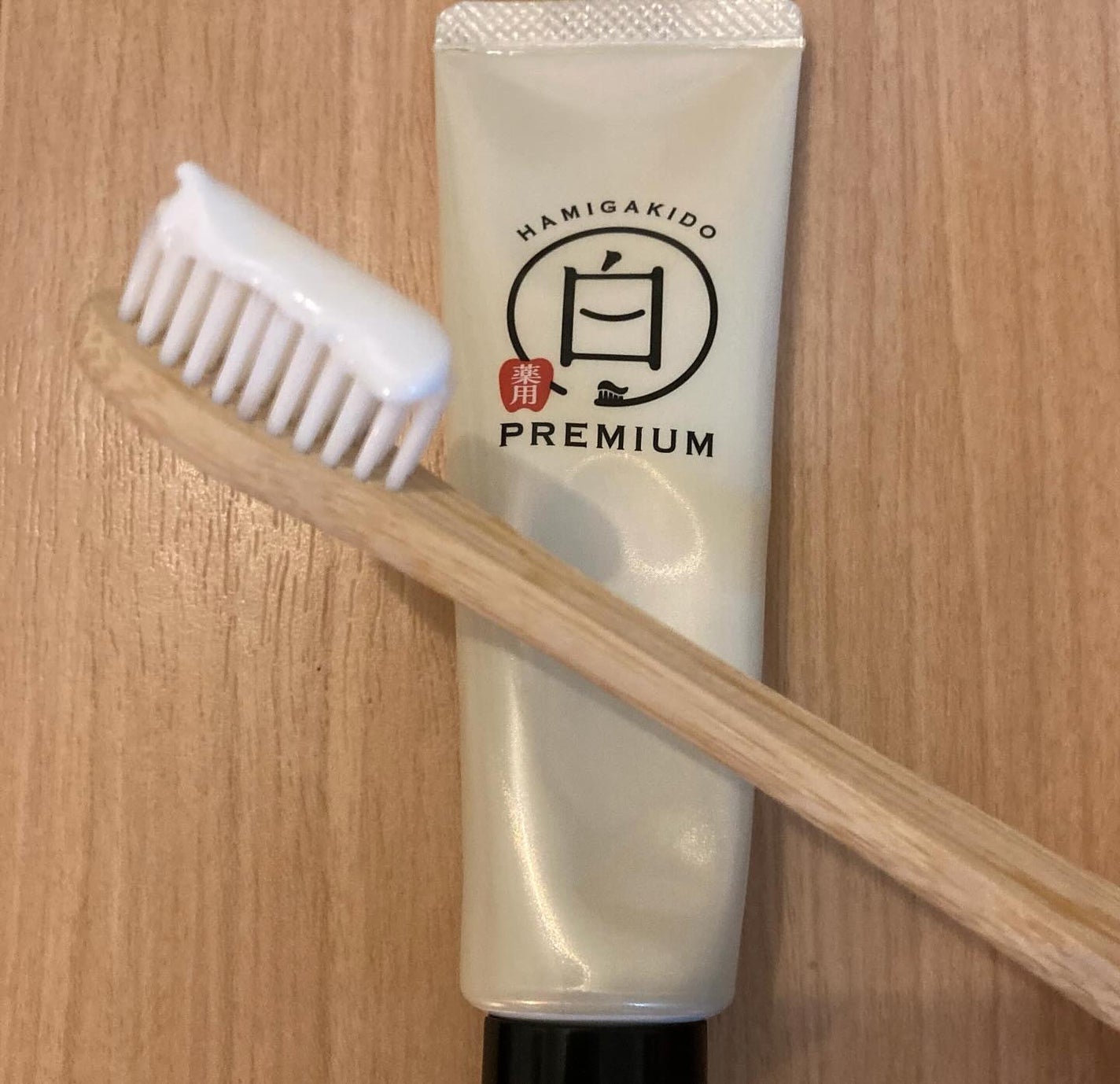 歯磨き堂 薬用ホワイトニングペースト プレミアム/歯磨き堂/歯磨き粉を使ったクチコミ(2枚目)